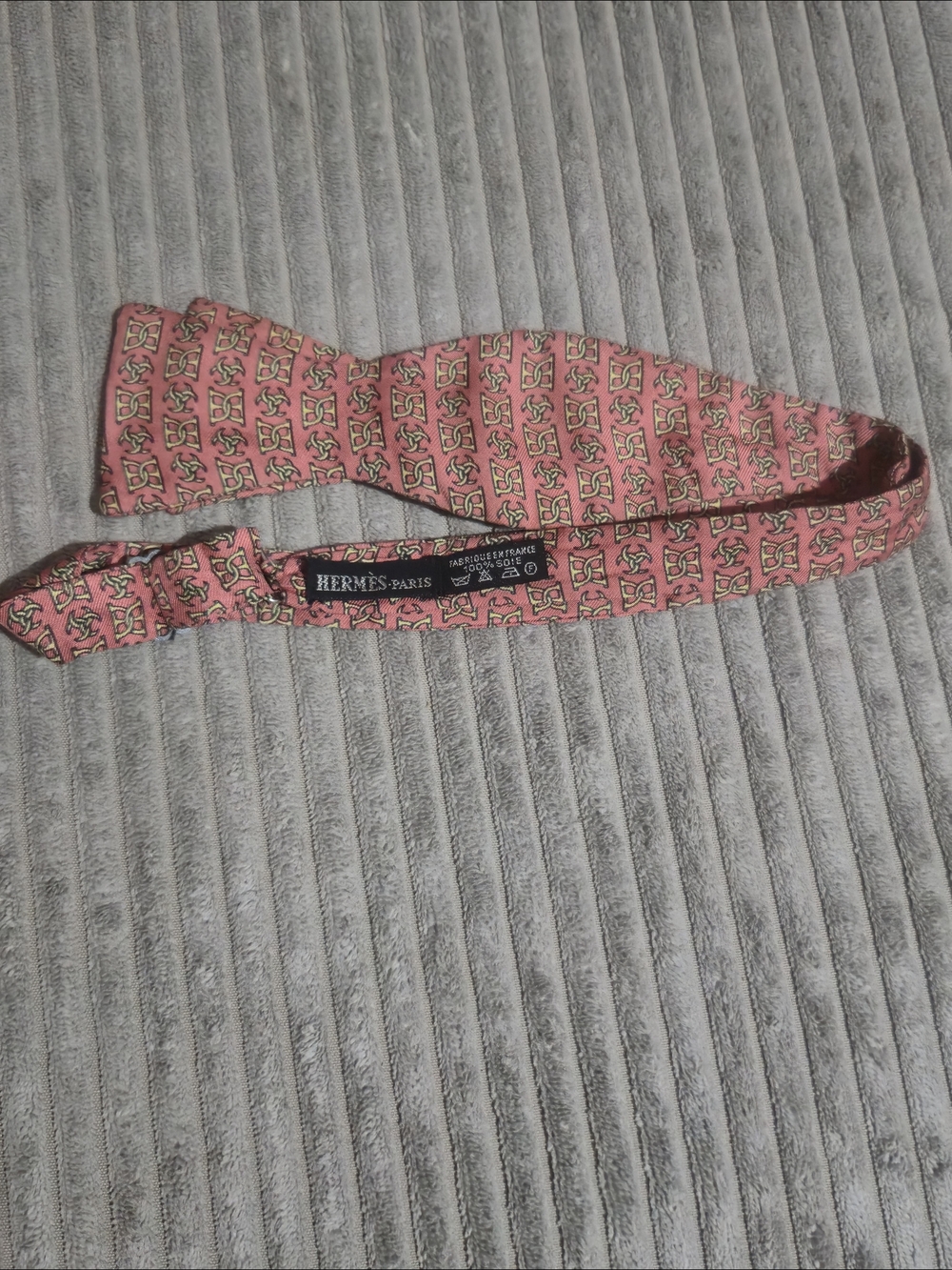 Hermes Pink and Cream Patterned Bow Tie